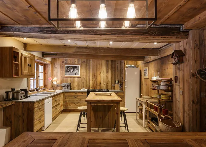 Chalet Lavancher - 400m2 Ferme 1803 Renovee Sauna Billard Chamonix