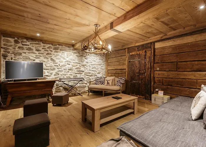 Chalet Lavancher - 400m2 Ferme 1803 Renovee Sauna Billard Chamonix